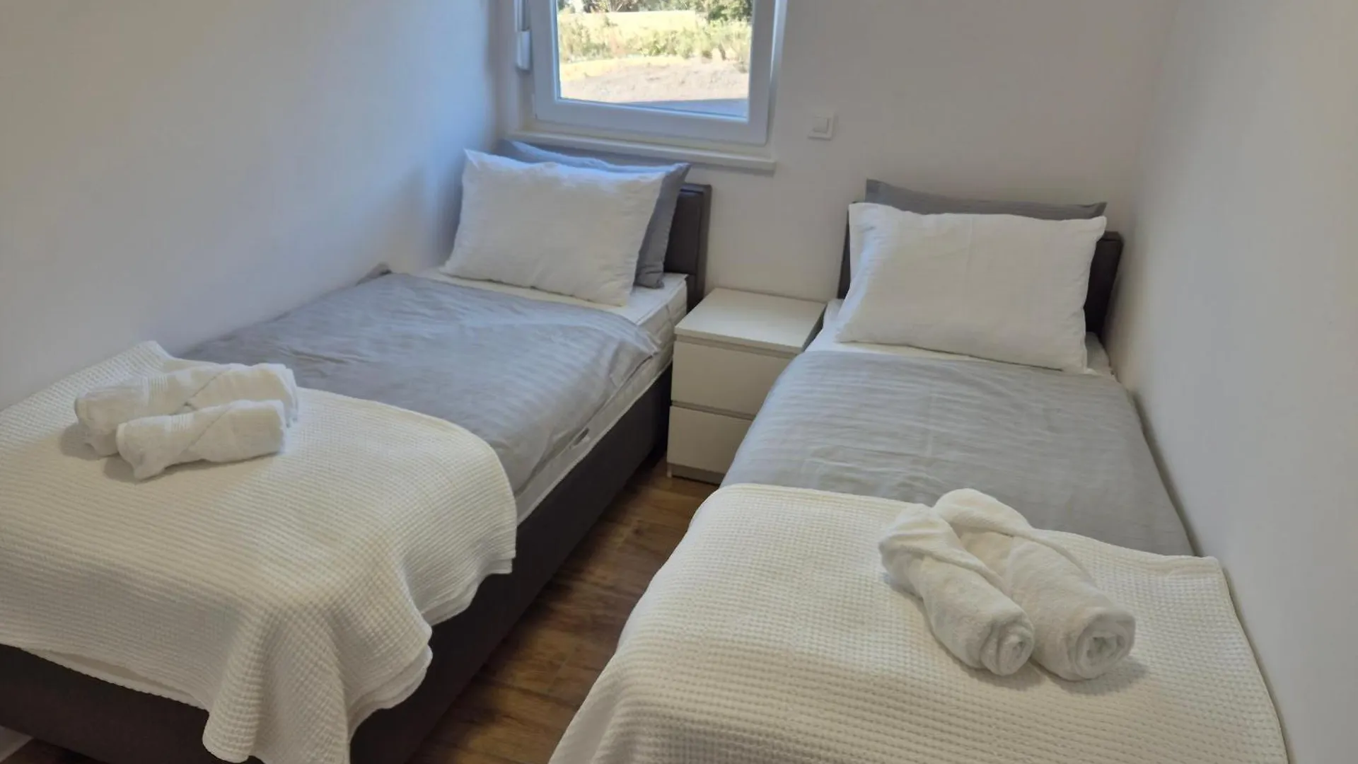 Dolphin View II With A Pool By The Beach Mandre Croatia